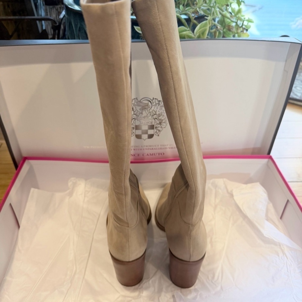 Vince Camuto VC-Parnela High Suede Knee High Boot Size 8.5 Color Tortilla - Picture 3 of 15